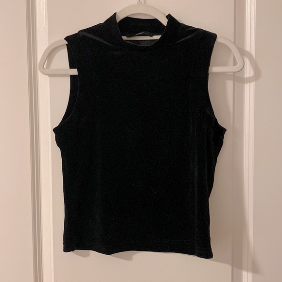 Vero Moda black velvet sleeveless mock neck top - Picture 1 of 5